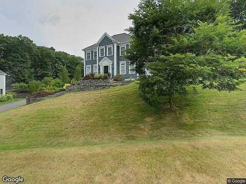Robin, NORTH GRAFTON, MA 01536