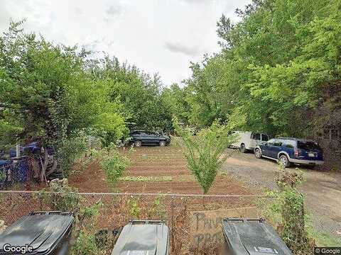 Avenue G, BESSEMER, AL 35020