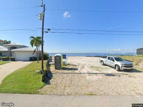 Coral, CAPE CORAL, FL 33904