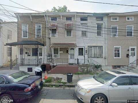 New Willow St, TRENTON, NJ 08618