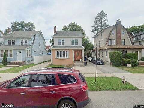 211Th, QUEENS VILLAGE, NY 11429