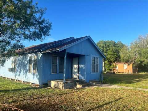 401 E Palacios Street, Benavides, TX 78341