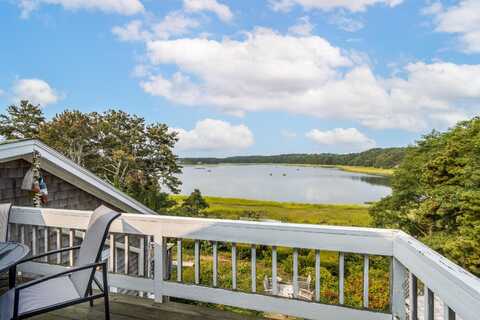 60 Long Avenue, Wellfleet, MA 02667