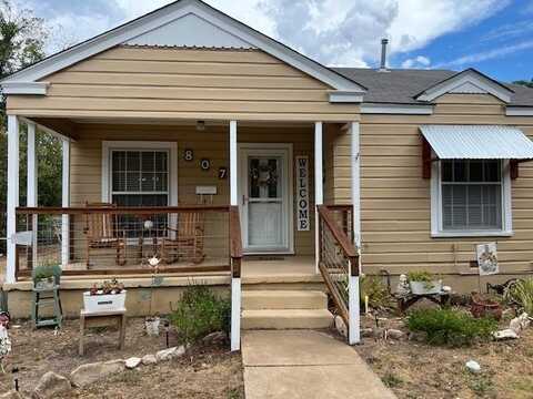 807 Poplar, Brady, TX 76825