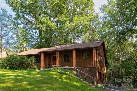 6 Tree Haven Drive, Brevard, NC 28712