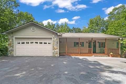 100 Utsonati Lane, Brevard, NC 28712