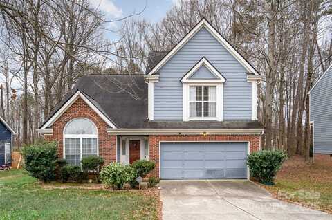 9318 Lake Spring Avenue, Charlotte, NC 28216