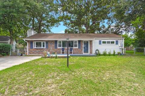 1227 Hawthorne Cir, Hanahan, SC 29410