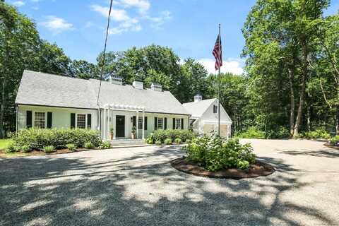 1215 Route 197, Woodstock, CT 06281