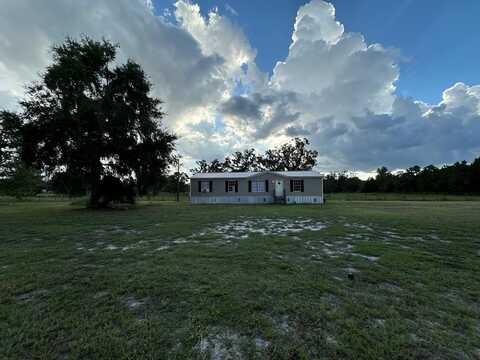 1325 399th St, Cross City, FL 32628