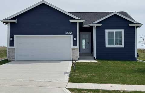 1838 Silver Maple Drive, Norwalk, IA 50211