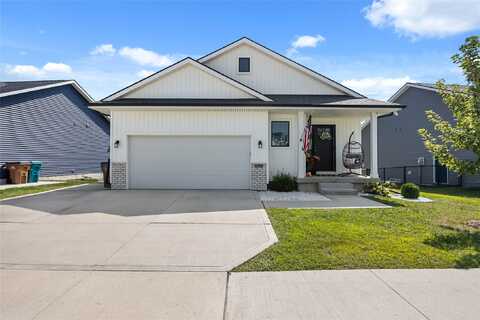 1700 E 18th Street, Norwalk, IA 50211