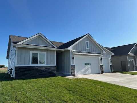 165 NW Ashley Court, Waukee, IA 50263