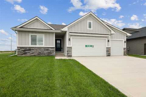 165 NW Ashley Court, Waukee, IA 50263