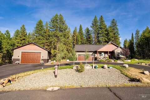 687 Fox Ridge Ln, McCall, ID 83638