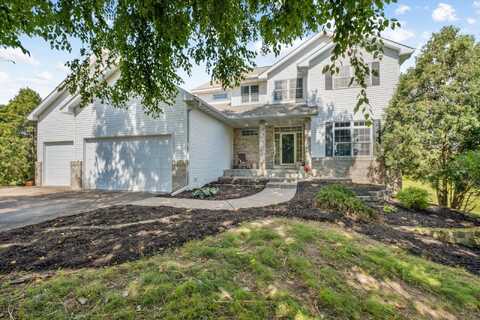 8121 Crossways Lake Drive, Columbus, MN 55025