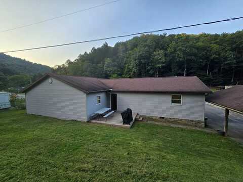 9126 HERNDON ROAD, HERNDON, WV 24726