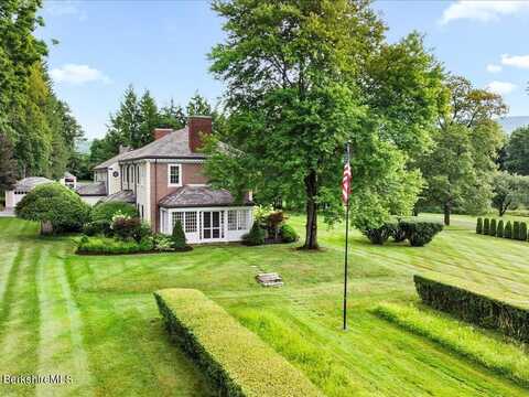 118 Bulkley St, Williamstown, MA 01267