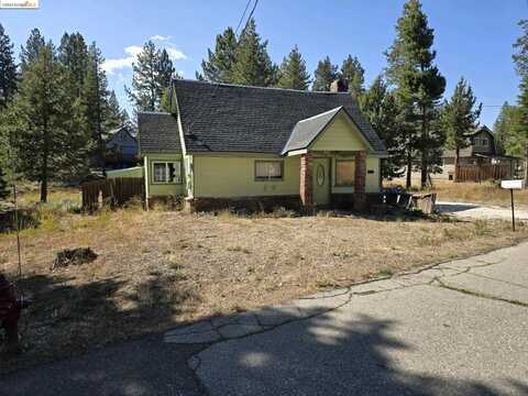 1666 Arapahoe St, South Lake Tahoe, CA 96150