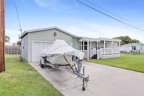 1322 Omohundro Street, Rockport, TX 78382