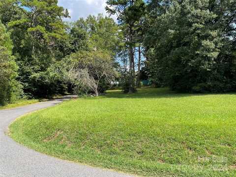 8400 Elm Street, Mount Pleasant, NC 28124