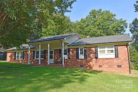 594 Hoyle Street, Lincolnton, NC 28092