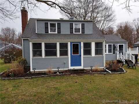 32 Bassett Lane, Madison, CT 06443