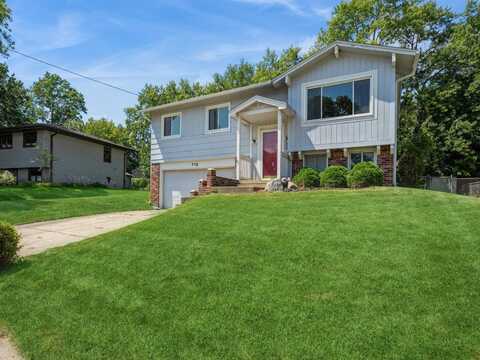 718 33rd Street, West Des Moines, IA 50265