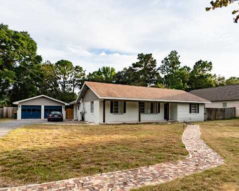 7 Holly Avenue, Shalimar, FL 32579