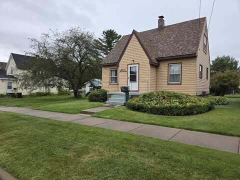 1117 John ST, Muir, MI 49783