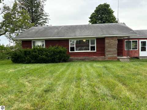 410 W HINMAN, MANCELONA, MI 49659