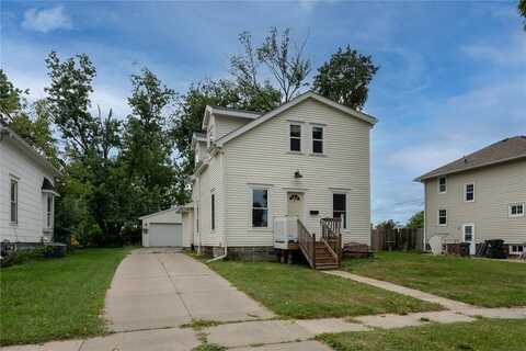 511 34th NE, Cedar Rapids, IA 52402