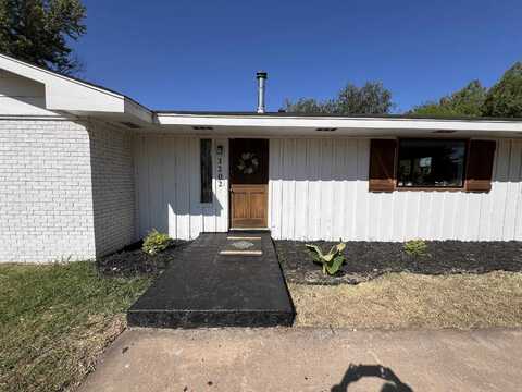 3202 N 6th St, Enid, OK 73701