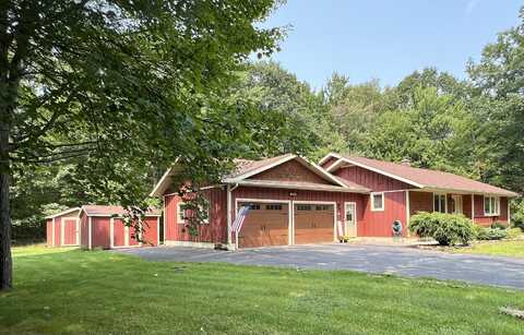 20 Shady Lane, Cadyville, NY 12918