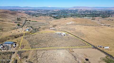 2200 Sage Trail Rd, Yakima, WA 98901