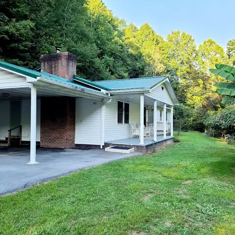 138 HAGERMAN HOLLOW ROAD, JOLO, WV 24850