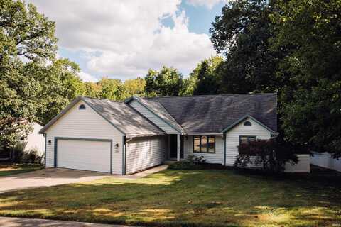 2801 W Trenton Overlook, Bloomington, IN 47404