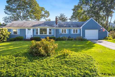 23 Skipper Lane, Yarmouth Port, MA 02675