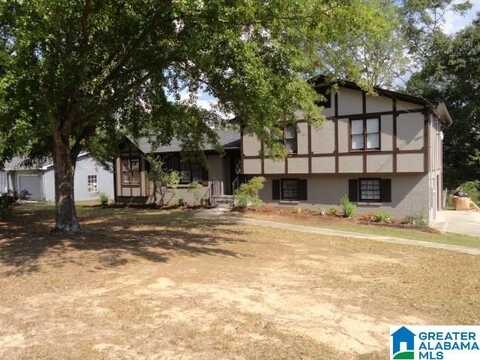 613 CROSS CREEK TRAIL, PELHAM, AL 35124