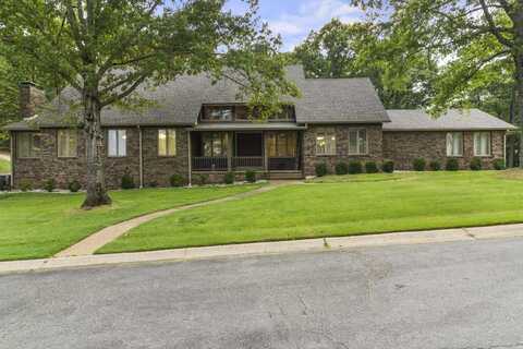 2 Saddle Hill Court, Little Rock, AR 72212