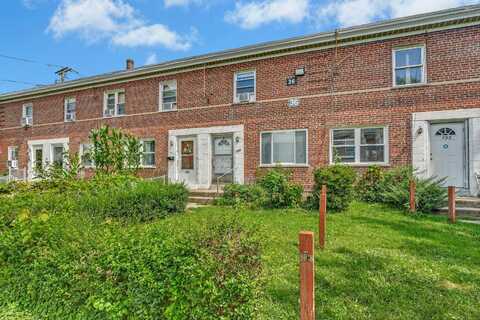 153 Court D, BLD 35, Success Village Court, Bridgeport, CT 06610