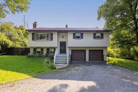 17 Archers Lane, New Milford, CT 06776