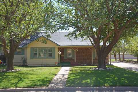 607 W Belsher, Dimmitt, TX 79027