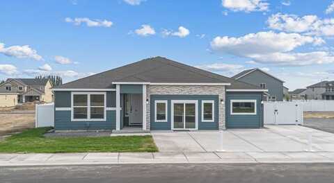 830 K ST NE, Quincy, WA 98848