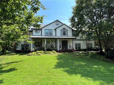 2407 Wyndermere WY, Fort Smith, AR 72903