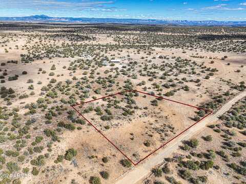 2 Headwaters Ranch Road, Paulden, AZ 86334