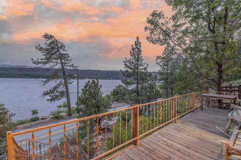 304 Big Bear Trail, Big Bear City, CA 92333