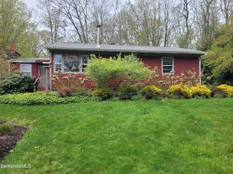 125 West St, Sandisfield, MA 01255