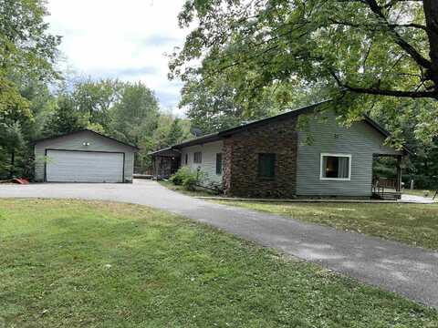 12893 250 N Road, Linton, IN 47441