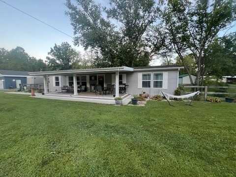 284 Locust Creek Dr., Foster, KY 41043